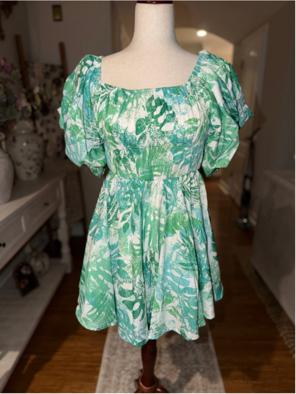 Aleeza Paris Green Tropical Print Mini Dress Size M